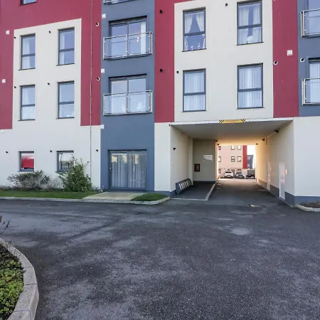 Apartment 1 Astor Court